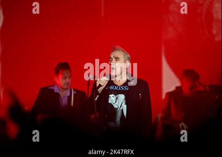 30. September 2022, Doncaster, South Yorkshire, USA: Morrissey Performing at Doncaster Dome , Doncaster , UK , 30.09.2022 (Bildnachweis: © Robin Burns/ZUMA Press Wire) Stockfoto