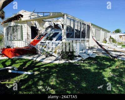 Rotunda, FL, 29. September 2022 - Eine lokale Florida-Gemeinde leidet unter der Verwüstung nach dem Orkanen Ian. Die FEMA Urban Search & Rescue Virginia Task Force 2 arbeitet weiterhin mit lokalen Beamten zusammen, um Hilfseinsätze zu unterstützen. Stockfoto