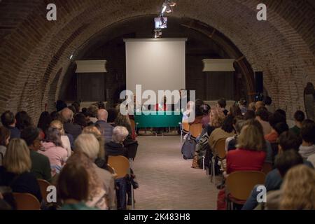 Ferrara, Emilia Romagna, Italien. 30. September 2022. Der Journalist Mario Calabresi ist zu Gast beim Festival des internationalen Magazins in Ferrara. (Bild: © Carlo Verbani/Pacific Press via ZUMA Press Wire) Stockfoto