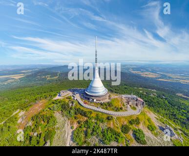 Jested Mountain Hotel von oben Stockfoto