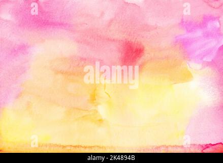 Aquarell hellgelb und rosa Hintergrund. Farbenfrohe Aquarelle heller weicher Hintergrund, Flecken auf Papier. Stockfoto