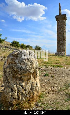 Karakus Tumulus ist eine antike Siedlung in Adiyaman. Stockfoto