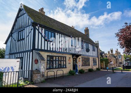 Oliver Cromwell’s House (derzeit das Touristeninformationszentrum) an der St Mary’s Street in Ely, Cambridgeshire, England, Großbritannien Stockfoto