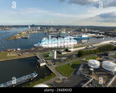 Amsterdam, 29.. September 2022, Niederlande. Aufnahme von Flüchtlingen in Amsterdam Asylbewerber auf einem Kreuzschiff 1000 zusätzliche Flüchtlinge in der Stockfoto