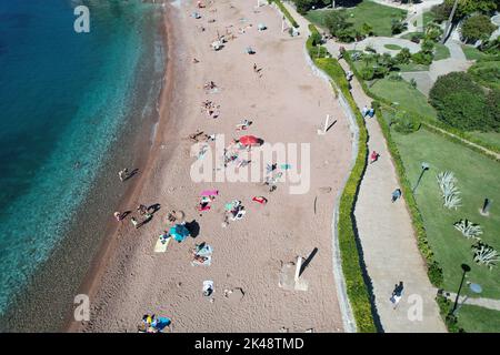 Sveti Stefan, Monetenegro. Drohnenansicht. Stockfoto