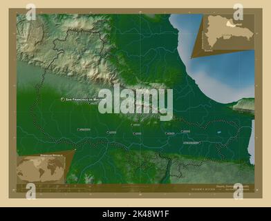 Duarte, Provinz Dominikanische Republik. Farbige Höhenkarte mit Seen und Flüssen. Orte und Namen der wichtigsten Städte der Region. Eckhilfsstoffe Stockfoto