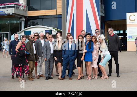 Ascot, Bergen, Großbritannien. 1.. Oktober 2022. Rennfahrer, die am zweiten Tag des Peroni Italia Autumn Racing Weekends auf der Rennbahn Ascot ankommen. Quelle: Maureen McLean/Alamy Live News Stockfoto