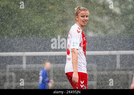 Köln, Deutschland. 01. Oktober 2022. Köln, 1. 2022. Oktober: Myrthe Moorrees (6 Köln) beim FLYERALARM Frauen-Bundesliga-Spiel zwischen 1. FC Köln und Turbine Potsdam im Franz-Kremer-Stadion, Köln. (Norina Toenges/Sports Press Photo/SPP) Quelle: SPP Sport Press Photo. /Alamy Live News Stockfoto