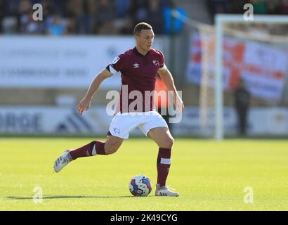 James Chester von Derby County während des Sky Bet League One-Spiels im Abbey Stadium, Cambridge. Bilddatum: Dienstag, 23. August 2022. Stockfoto