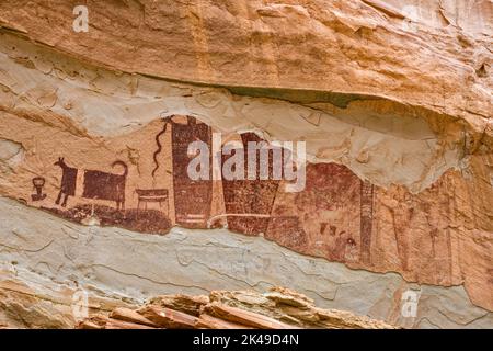 Temple Mountain Wash Pictograph Panel, Barrier Canyon Style, San Rafael Reef Wilderness, Utah, USA Stockfoto