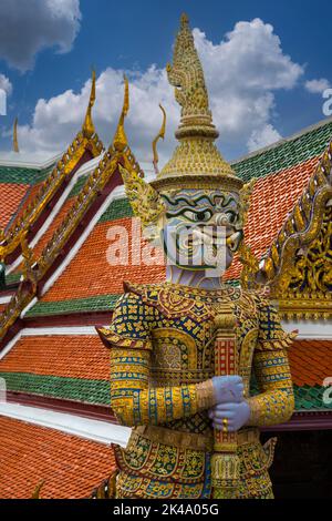 Bangkok, Thailand. Daemon Guardian (yaksha) im Royal Grand Palace. Stockfoto