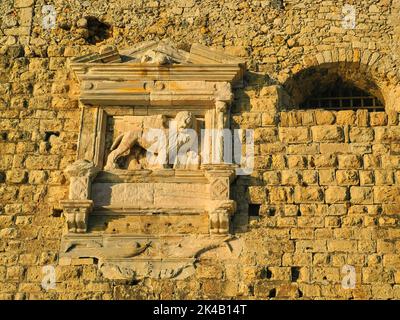 Morgenlicht, venezianische Seefestung, Koules, Morosini, Detail, Markus Lion, Wappen, Hafen, Heraklion, Hauptstadt, Insel Kreta, Griechenland Stockfoto