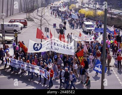Ruhrgebiet Ostermarsch der Gegner von Atomwaffen am 18 4 1987 Stockfoto