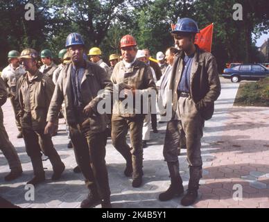 Energie) auf 24. 10. 1987, Luenen. Tausende von Bergleuten bei einer Demonstration der IGBE Mining Industrial Union Stockfoto