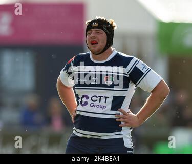 Coventry, Großbritannien. 01. Oktober 2022. Archie Maggs von Coventry Rugby während des Championship-Spiels Coventry Rugby gegen Ealing Trailfinders in der Butts Park Arena, Coventry, Großbritannien, 1.. Oktober 2022 (Foto von Nick Browning/News Images) in Coventry, Großbritannien am 10/1/2022. (Foto von Nick Browning/News Images/Sipa USA) Quelle: SIPA USA/Alamy Live News Stockfoto