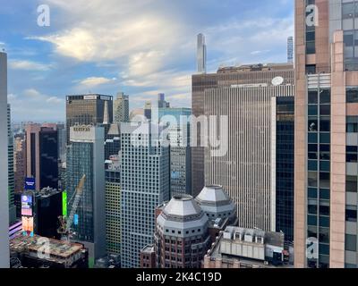 New York - 21. September 2021: Luftaufnahme der Skyline von Midtown in Manhattan, New York City. Stockfoto