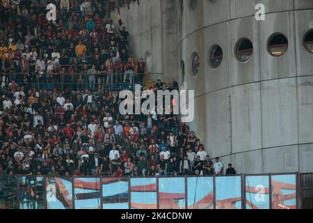 Mailand, Italien. 01.. Oktober 2022. Während der italienischen Serie A, Fußballspiel zwischen FC Inter und AS Roma am 1. Oktober 2022 im San Siro Stadium, Mailand, Italien. Foto Nderim Kaceli Kredit: Unabhängige Fotoagentur/Alamy Live Nachrichten Stockfoto