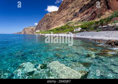 Natur- und Kiesstrand Fajã dos Padres, Madeira, Portugal, Europa Stockfoto