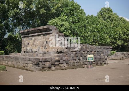 Die großartige Architektur und Kunst im Borobudur-Tempel, Indonesien. Dieser Tempel ist der größte buddhistische Tempel der Welt und wurde von der UNESCO eingeweiht Stockfoto