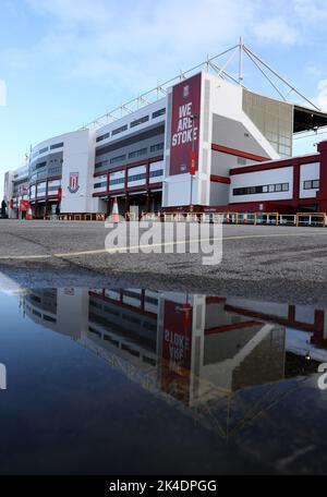 Stoke, Großbritannien. 2. Oktober 2022. Eine allgemeine Ansicht des Stadions bet365 vor dem Sky Bet Championship-Spiel, Stoke. Bildnachweis sollte lauten: Darren Staples/Sportimage Credit: Sportimage/Alamy Live News Stockfoto