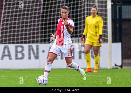 DUIVENDRECHT, NIEDERLANDE - 2. OKTOBER: Sherida Spitse von Ajax während des niederländischen Azerion Womens Eredivisie-Spiels zwischen Ajax und sc Heerenveen am 2. Oktober 2022 in De Toekomst in Duivendrecht, Niederlande (Foto: Kees Kuijt/Orange Picts) Stockfoto