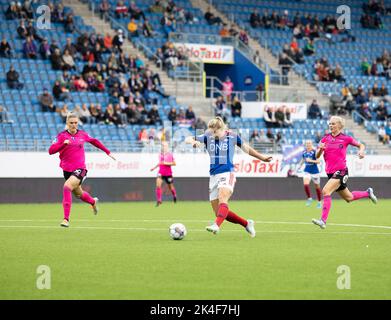 Oslo, Norwegen. 02. Oktober 2022. Oslo, Norwegen, 2. 2022. Oktober: Elise Thorsnes (9 Valerenga) schoss während des Playoff-Spiels in Toppserien zwischen Valerenga und Rosenborg in der Intility Arena in Oslo, Norwegen (Ane Frosaker/SPP) Quelle: SPP Sport Pressefoto. /Alamy Live News Stockfoto