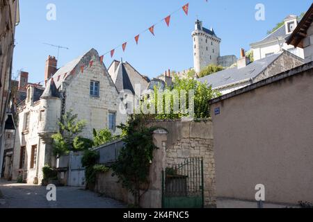 Rue Voltaire, Altstadt von Chinon Stockfoto