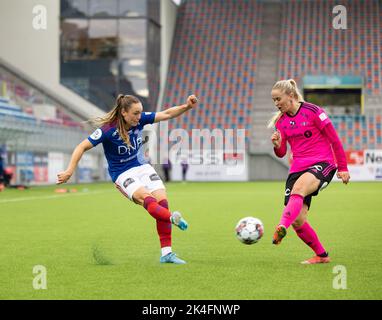 Oslo, Norwegen. 02. Oktober 2022. Oslo, Norwegen, 2. 2022. Oktober: Janni Bogild Thomsen (7 Valerenga) schoss während des Playoff-Spiels in Toppserien zwischen Valerenga und Rosenborg in der Intility Arena in Oslo, Norwegen (Ane Frosaker/SPP) Quelle: SPP Sport Pressefoto. /Alamy Live News Stockfoto