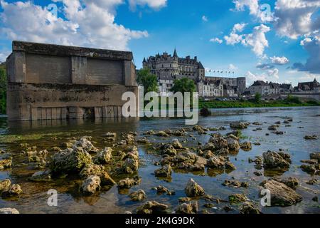 Mittelalterliches Schloss Amboise oder Schloss und Brücke an der Loire. Frankreich, Europa. UNESCO-Stätte Stockfoto