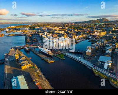 Luftaufnahme von Leith, Edinburgh, Schottland, Großbritannien Stockfoto