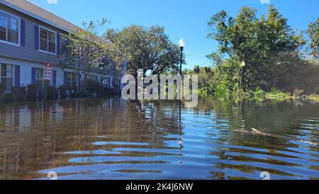 Orlando, 2 2022. Oktober - Nachbarschaftsflut durch Überschwemmungen durch den Orkan1 Ian Central Florida Stockfoto