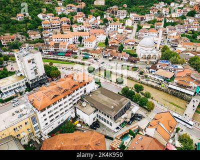 Blick Auf Die Altstadt Von Prizren. Sinan-Pascha-Moschee. Historische und touristische Stadt im Kosovo. Balkan. Europa. Stockfoto