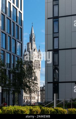 1. Oktober 2022. Aberdeen, Schottland. Dies ist ein architektonischer Blick auf den Marischal Square in Aberdeen an einem sonnigen Oktobernachmittag. Stockfoto