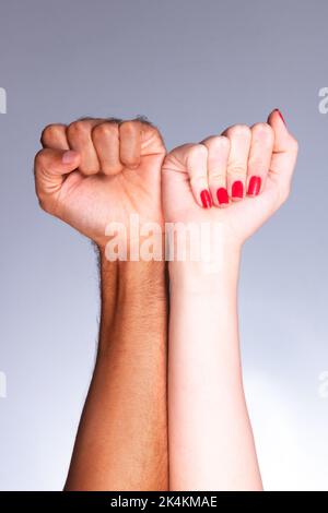 Black Conscience Day - Portrait von Afro Black Person suchen und machen Ausdrücke Stockfoto