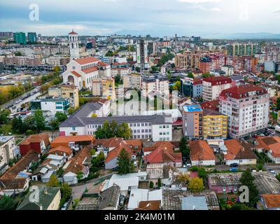 Pristina Modern Building Baustelle. Pristina Aerial View, Hauptstadt des Kosovo. Balkan. Europa. Stockfoto
