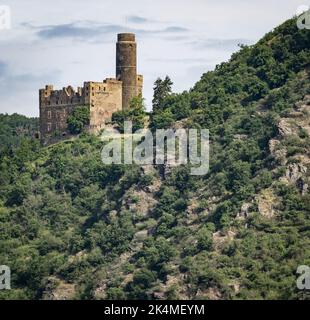 Burg Maus vom Rhein aus gesehen Stockfoto