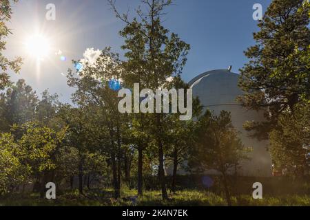 FLAGSTAFF, AZ - 1. SEPTEMBER 2022: Lowell Observatory, berühmtes Observatorium in Arizona, gegründet von Percival Lowell. Stockfoto