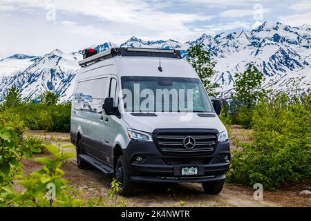 Luftstrom-Wohnmobil Interstate 24X; Blick westlich der Alsek Range; Tatshenshini Alsek Provincial Park vom Haines Highway; British Columbia; Kanada Stockfoto