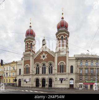 Pilsen, Tschechische Republik - 14. August 2018: Stadtzentrum und historische Gebäude Stockfoto