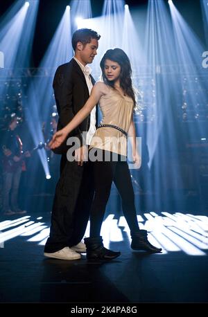 DREW SEELEY, Selena Gomez, ein weiteres Aschenputtel Geschichte, 2008 Stockfoto