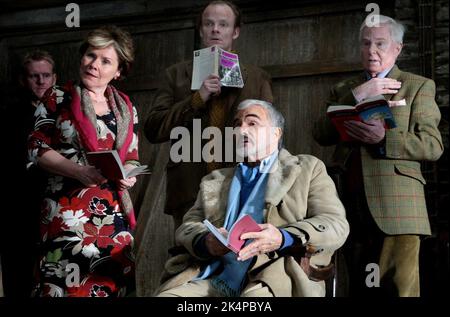 IMELDA STAUNTON, ALISTAIR PETRIE, Burt Reynolds, Derek Jacobi, EINEM HAUFEN BEWUNDERER, 2008 Stockfoto