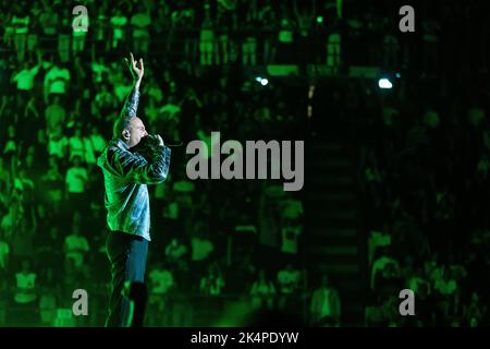 Mailand, Italien. 04. Oktober 2022. Gemitaiz & Madman tritt im Assago Forum (Mailand) auf. Kredit: Marco Arici/Alamy Live Nachrichten Stockfoto