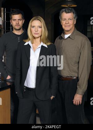 JOSHUA JACKSON, ANNA TORV und John Noble, FRINGE, 2008 Stockfoto