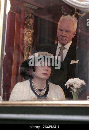 SHIRLEY MACLAINE, MALCOLM MCDOWELL, Coco Chanel, 2008 Stockfoto