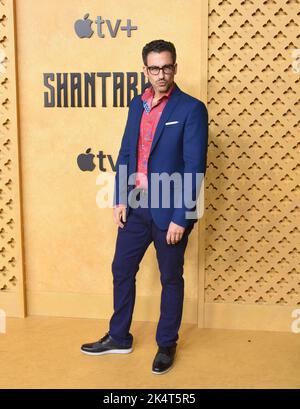 Los Angeles, California, USA 3.. Oktober 2022 der Schauspieler nimmt an der Apple TV+ Original-Serie 'Shantaram' Teil, die am 3. Oktober 2022 im Regency Village Theatre in Los Angeles, Kalifornien, USA Premiere feierte. Foto von Barry King/Alamy Live News Stockfoto