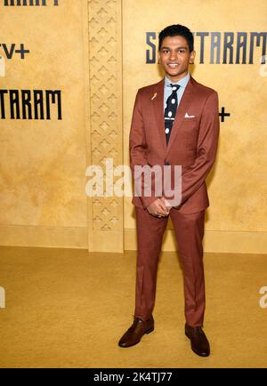 Los Angeles, USA. 03. Oktober 2022. Los Angeles, CA, 3. Oktober, Matthew Joseph nimmt an der Premiere von Apple Shantaram im Regency Bruin Theater Teil.Quelle: Ovidiu Hrubaru/Alamy Live News Stockfoto