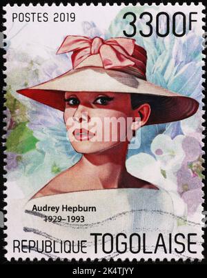 Audrey Hepburn Porträt auf Briefmarke Stockfoto