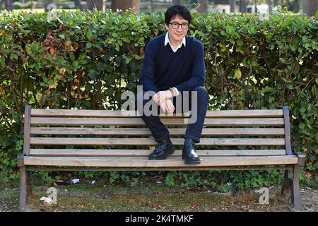 Rom, Italien. 04. Oktober 2022. KE Huy Quan nimmt an der Fotowand des Films 'alles überall auf einmal' im Casa del Cinema Teil. Kredit: SOPA Images Limited/Alamy Live Nachrichten Stockfoto