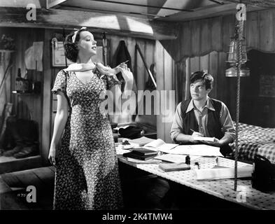 JESSIE MATTHEWS und BARRY Mackay SEGELN MIT dem Regisseur SONnie Hale Producer Michael Balcon Gaumont British Picture Corporation, 1938 Stockfoto