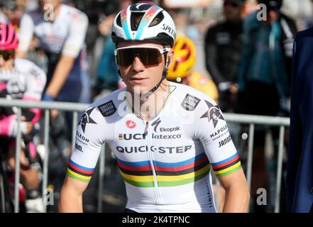 Remco Evenepoel vom Quick Step Alpha Vinyl Team beim Binche - Chimay - Binche 2022, Memorial Frank Vandenbrouck Radrennen am 4. Oktober 2022 in Binche, Belgien - Foto Laurent Lairys / DPPI Stockfoto